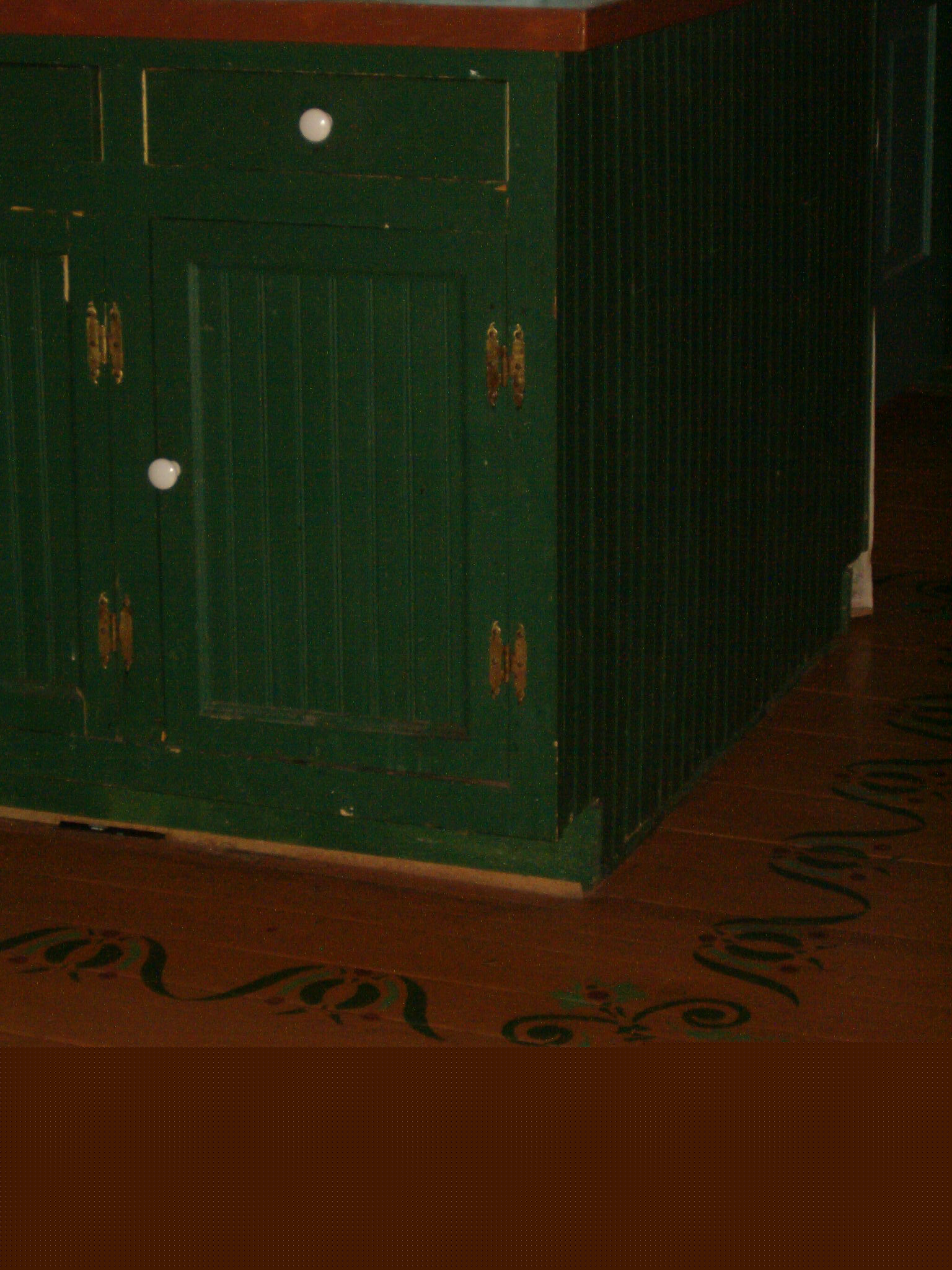 kitstencil.jpg